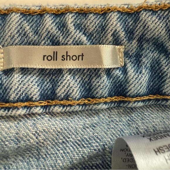 Wrangler High Rise Distressed Mom Dad Roll Shorts Denim Blue Jean Shorts Size 14 - Picture 5 of 11